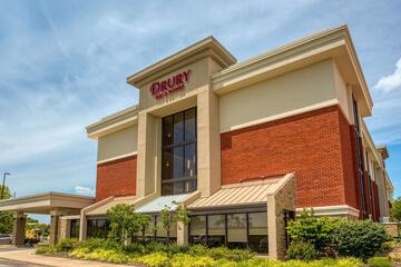 Pet Friendly Drury Inn & Suites St. Louis Fairview Heights in Fairview Heights, Illinois