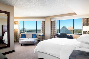 Pet Friendly Sheraton Memphis Downtown Hotel in Memphis, Tennessee