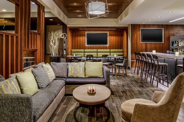 Pet Friendly Courtyard by Marriott Charlotte City Center in Charlotte, North Carolina