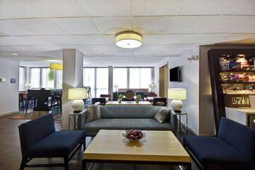 Pet Friendly Hampton Inn Detroit / Madison Heights / South Troy in Madison Heights, Michigan