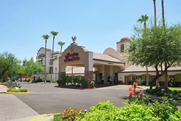 Pet Friendly Hampton Inn & Suites Phoenix / Scottsdale in Scottsdale, Arizona