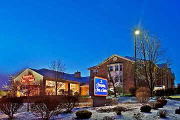 Pet Friendly Hampton Inn & Suites Cleveland / Independence in Independence, Ohio