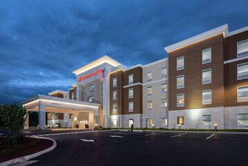 Pet Friendly Hampton Inn & Suites Rocky Hill Hartford South in Rocky Hill, Connecticut