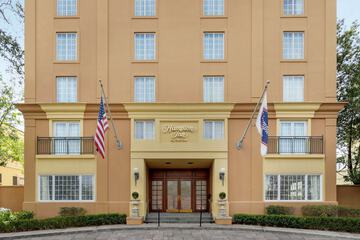 Pet Friendly Hampton Inn New Orleans St. Charles Ave. / Garden District in New Orleans, Louisiana