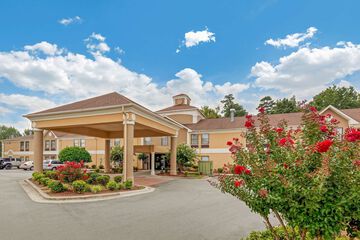Pet Friendly Quality Inn High Point Archdale in High Point, North Carolina