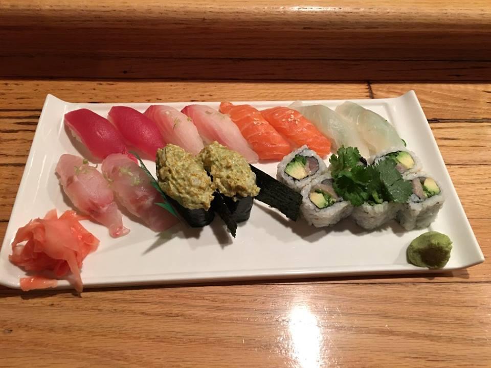 Pet Friendly Sushi Naniwa in Chicago, IL