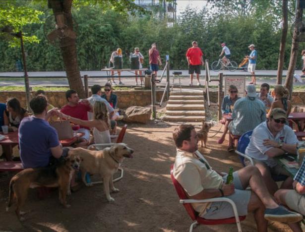 Pet Friendly Katy Trail Ice House in Dallas, TX