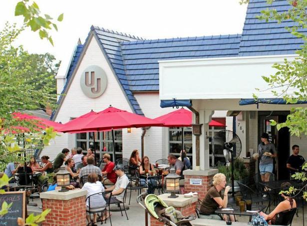Pet Friendly Universal Joint in Asheville, NC