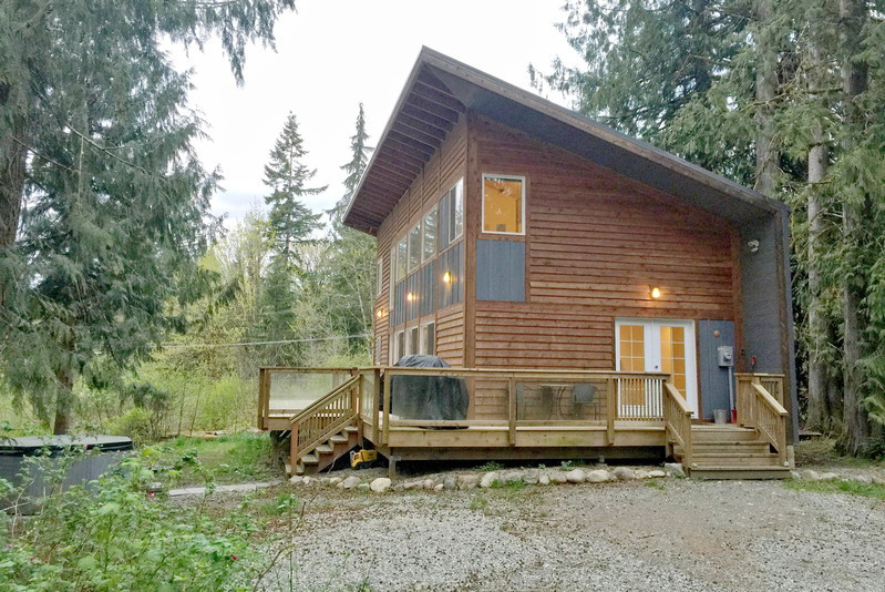 Pet Friendly Mt. Baker Rim Cabin - #58 in Maple Falls, Washington
