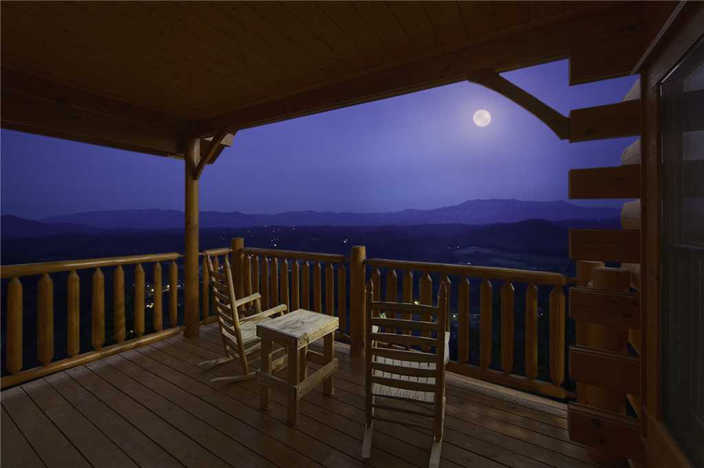 Pet Friendly 100 Mile View in Pigeon Forge, Tennessee